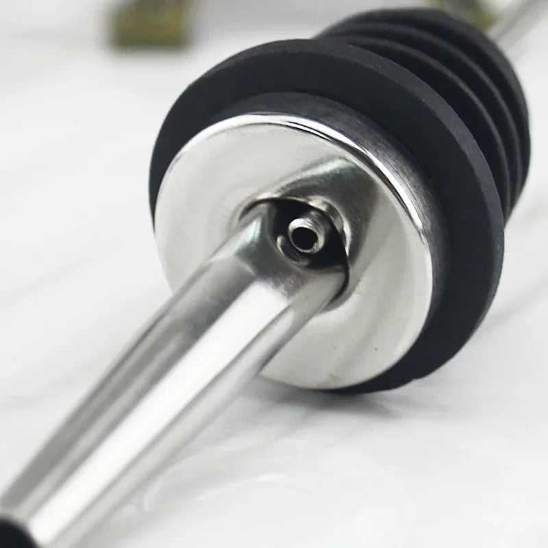 Acciaio inossidabile Vino Olio d'oliva Versatore Dispenser Beccuccio Bottiglia di vetro Versatore Tappo Beccuccio Tappo Bocca Dispenser Barista