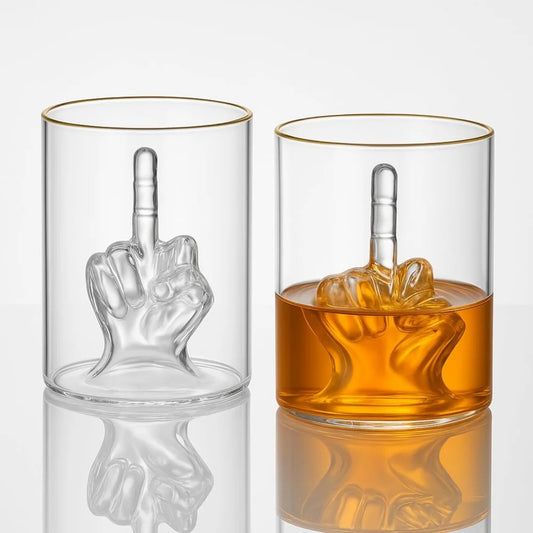 Tazza in vetro novità per bicchiere da whisky con dito medio con dito 3D all'interno della tazza divertente