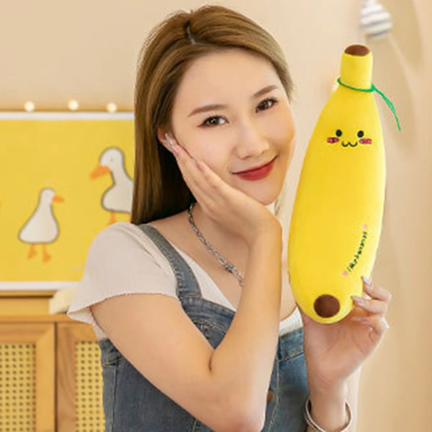 Cuscino di peluche morbido alla frutta Grande cuscino realistico a banana con cuscino regalo di San Valentino in peluche di cotone elasticizzato di cristallo