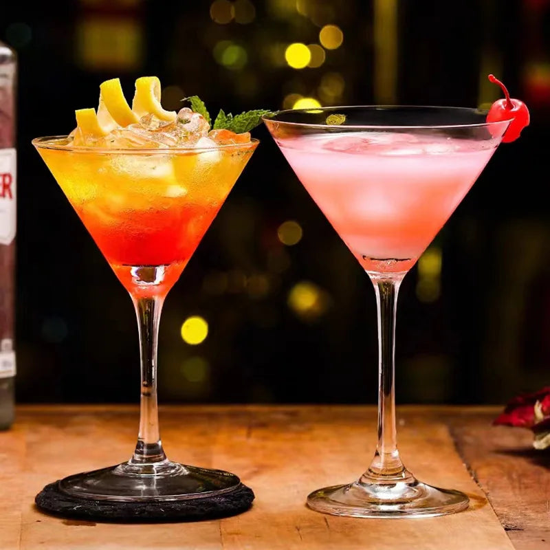 Bicchiere da cocktail Bicchiere triangolare Martini Bar in vetro alto creativo Miscelatori classici